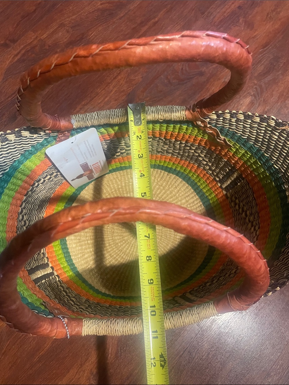 Handwoven Multicolor Straw Bolga basket with Brown Leather Handles - Picture 8 of 8